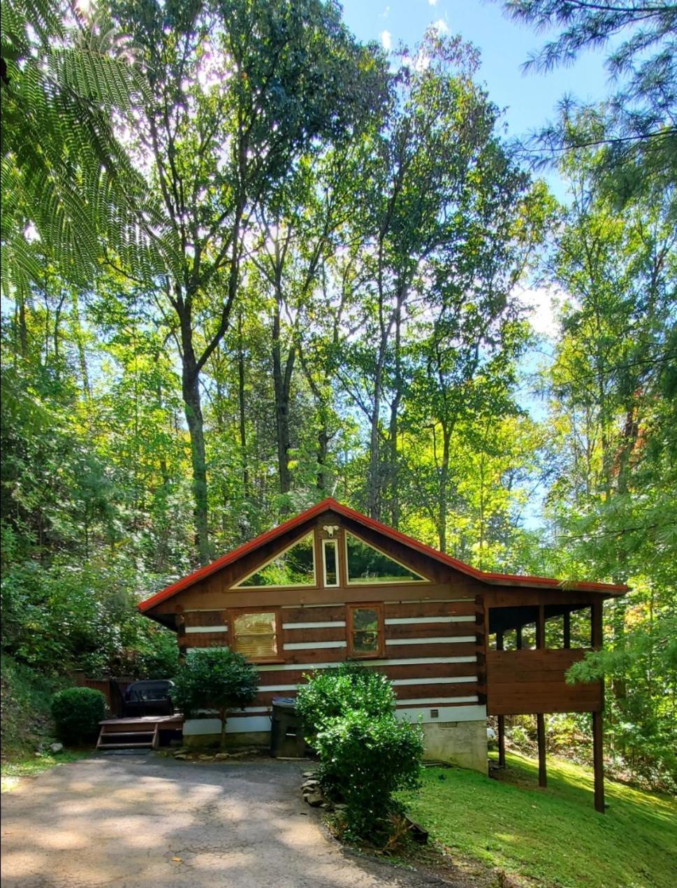 Villa The Robins Nest With Hot Tub Pigeon Forge Exterior foto