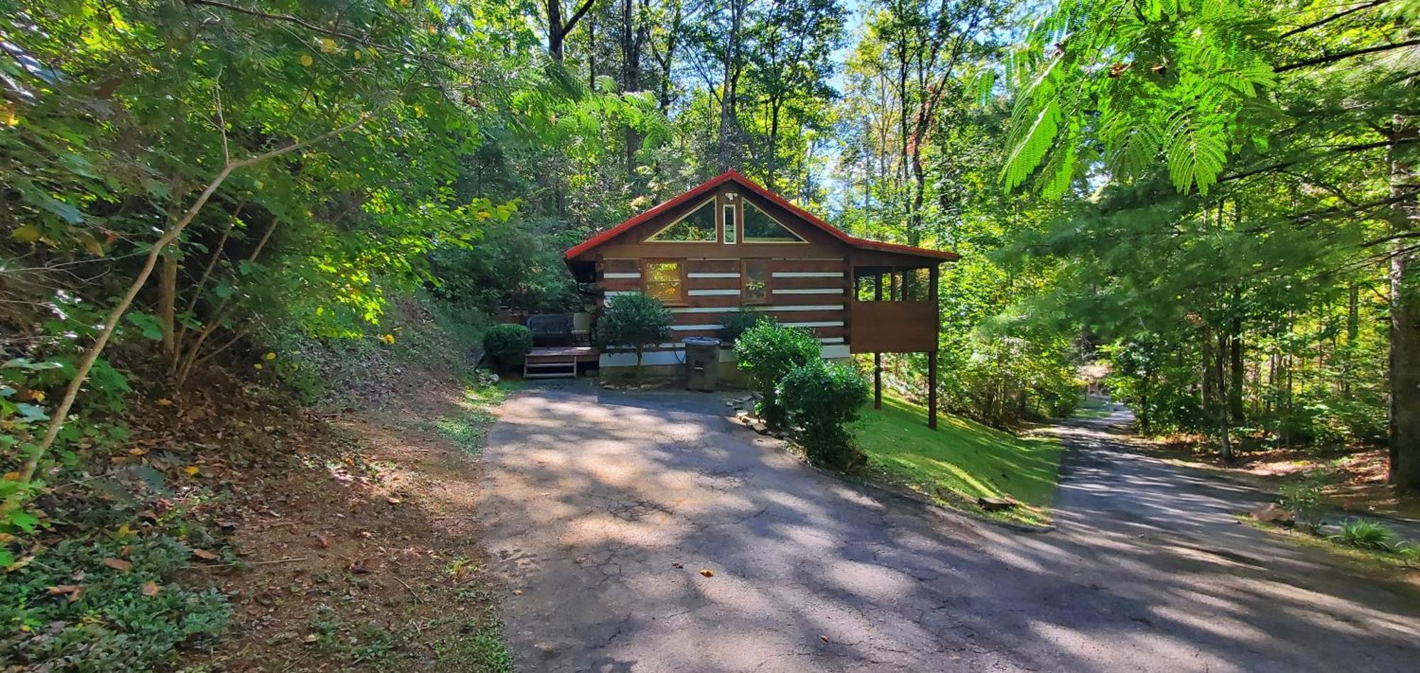 Villa The Robins Nest With Hot Tub Pigeon Forge Exterior foto